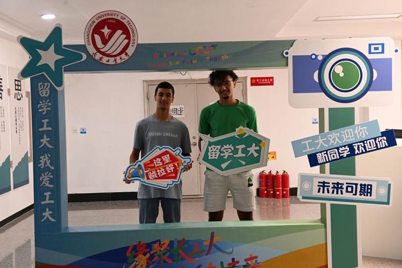 4654f31c92d2a5395f6354496282d68